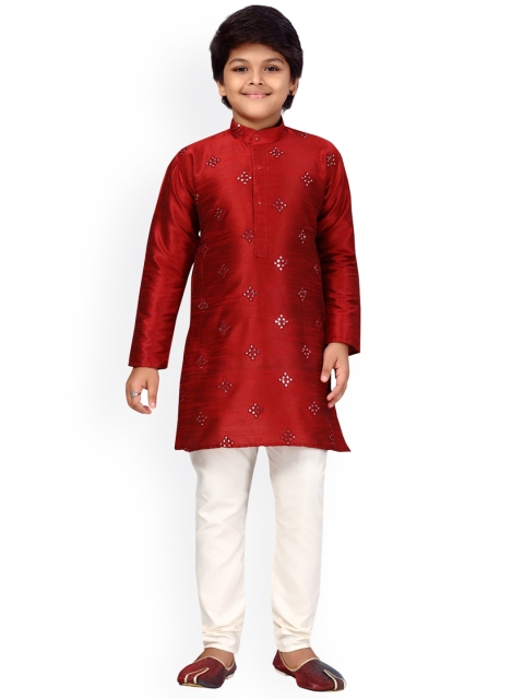 

LITTLE MAFIA BY Aarika Boys Maroon Embroidered Regular Pure Silk Kurta with Pyjamas