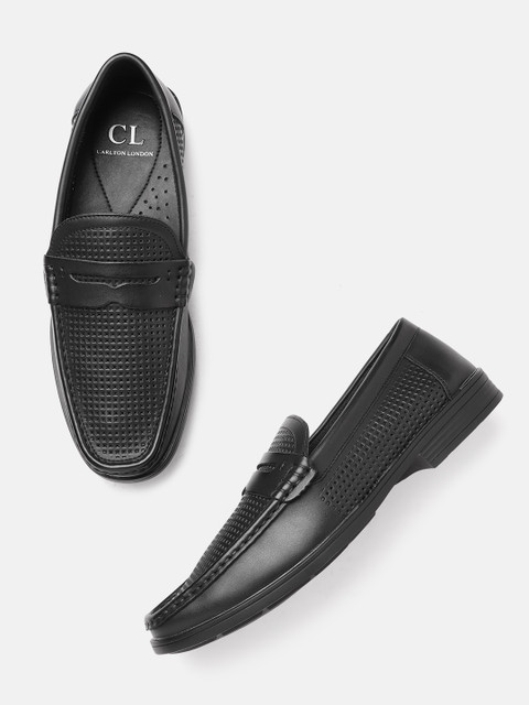 

Carlton London Men Black Textured Loafers
