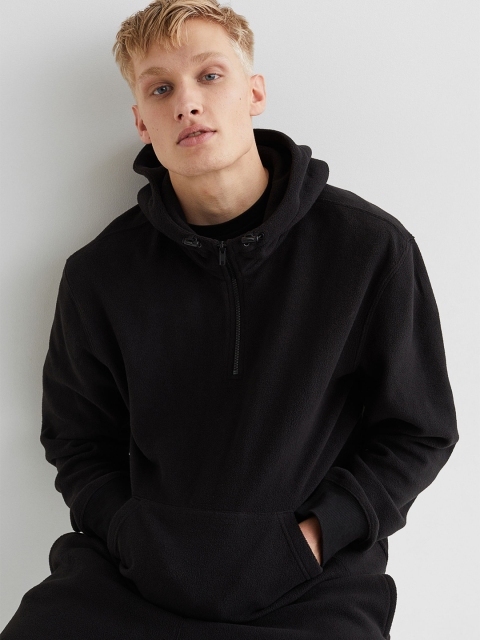 

H&M Men Black Solid Regular Fit Fleece Hoodie