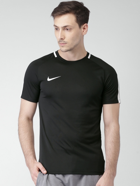

Nike Men Black AS Dry SS ACDMY T-Shirt