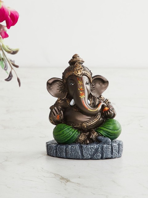

Home Centre Assorted Polyresin Showpiece