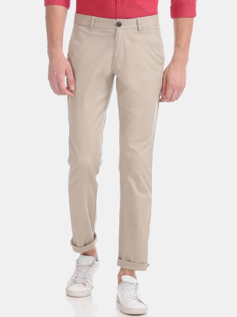

Ruggers Men Beige Tapered Fit Cotton Trousers