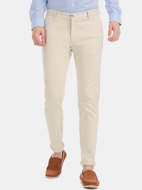 

Ruggers Men Beige Cotton Chinos