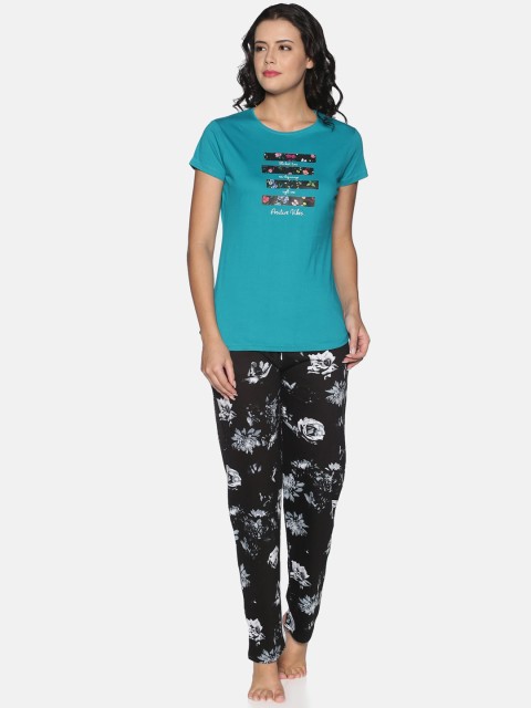 

Charak Women Blue & Black Printed Night Suit
