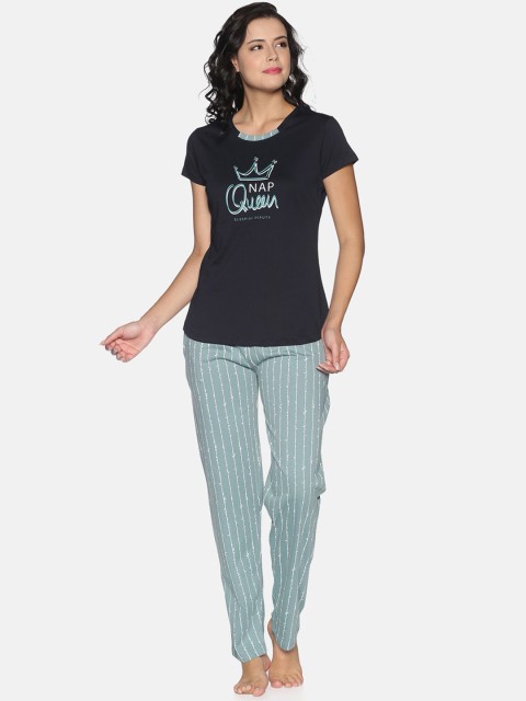 

Charak Women Black & Blue Printed Pure Cotton Night suit