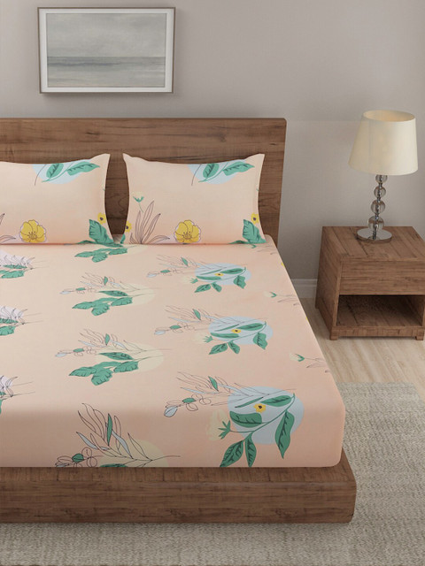 

TAG 7 Peach-Coloured & Green Floral 210 TC 2 King Bedsheet with 4 Pillow Covers