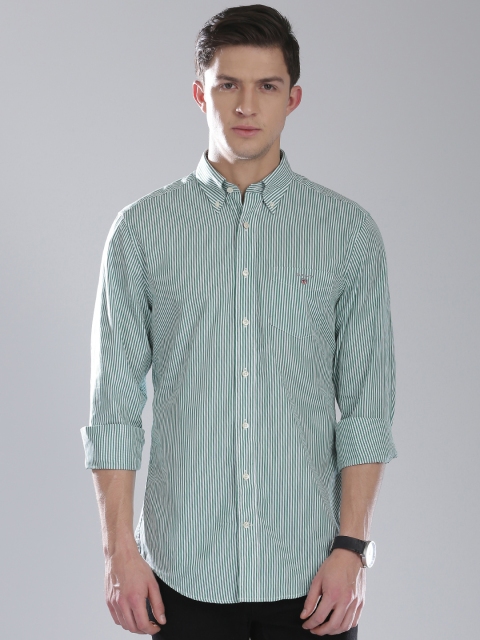 

GANT Men Green & White Striped Casual Shirt