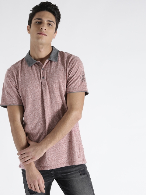 

s.Oliver Men Pink Solid Polo Collar T-shirt