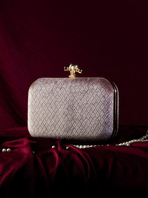 

Kazo Mauve Embellished Box Clutch