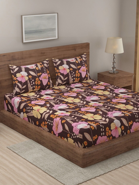 

TAG 7 Multicoloured & Maroon Floral 210 TC 2 King Bedsheet with 4 Pillow Covers, Multi