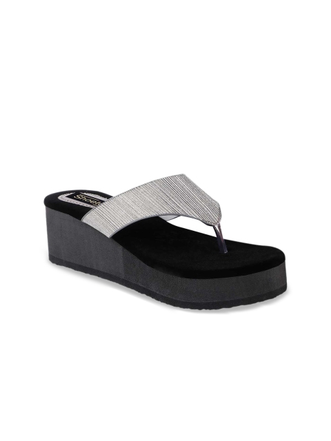 

Shoetopia Grey & Black Textured Flatform Sandals