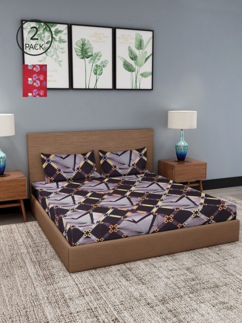 

NEUDIS Red & Black Floral 180 TC 2 King Bedsheet with 4 Pillow Covers