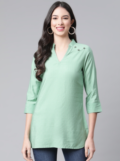 

Cottinfab Women Green Solid Kurti