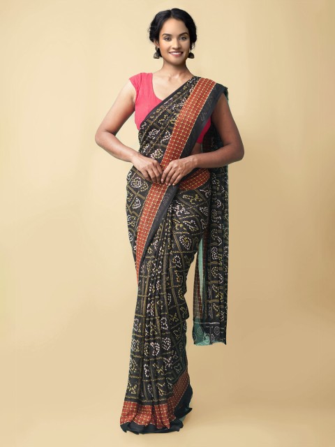 

Unnati Silks Women Black & Red Printed Georgette Saree