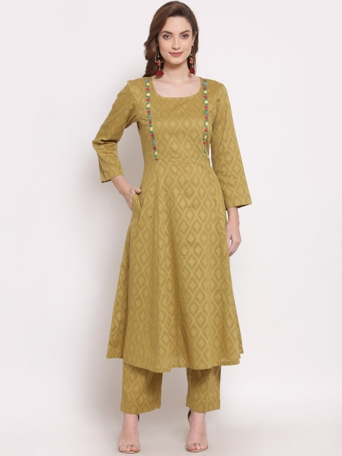 

DART STUDIO Women Green Pleated Pure Cotton Kurta with Trousers