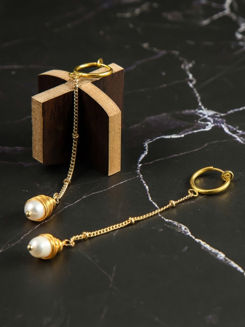 

anore Gold-Toned Contemporary Hoop Earrings