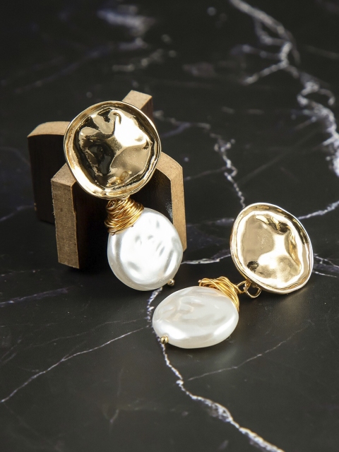 

anore Women Gold-Toned Contemporary Pearl Drop Earrings