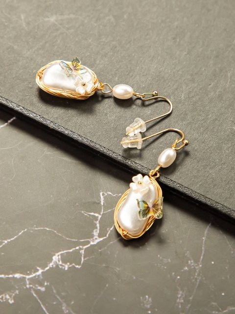 

anore Women Gold-Toned Contemporary Handcrafted Drop Earrings