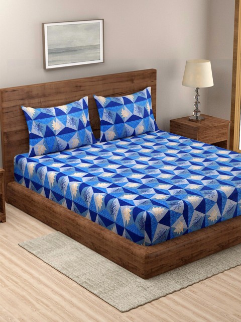 

TAG 7 Blue & Cream-Coloured Floral 210 TC 2 King Bedsheet with 4 Pillow Covers