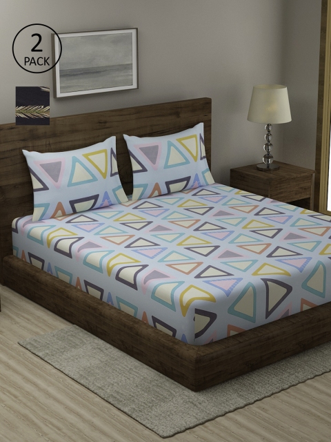 

TAG 7 Black & Blue Floral 210 TC Cotton 2 King Bedsheet with 4 Pillow Covers
