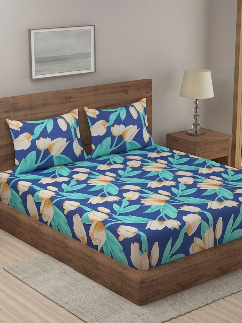 

TAG 7 Green & Red Floral 210 TC 2 King Bedsheet with 4 Pillow Covers