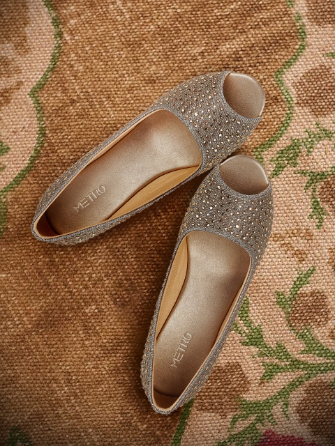 

Metro Gold-Toned Embellished Wedge Peep Toes