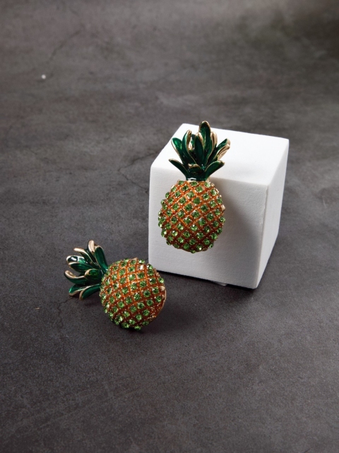 

anore Women Gold-Toned Zircon Inlaid Pineapple Studs Earrings