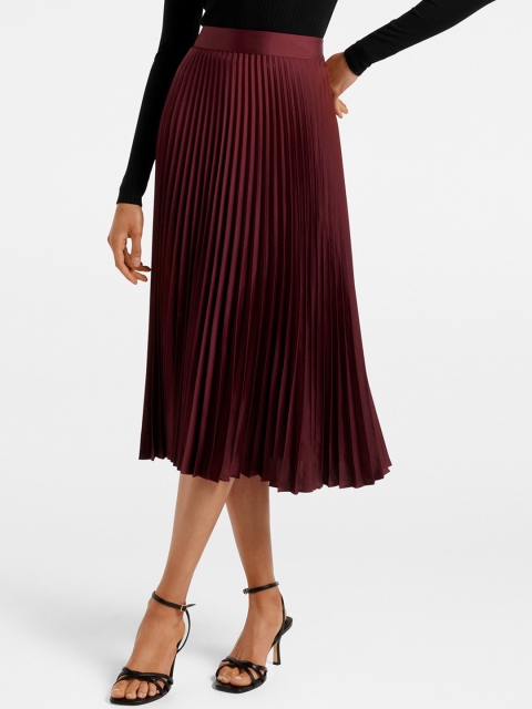 

Forever New Women Maroon Solid Accordion Pleated Flared Midi Skirt