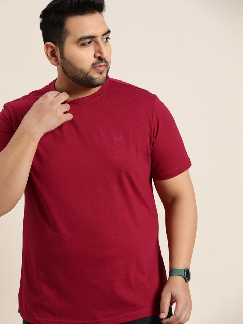 

Sztori Men Plus Size Maroon Solid T-shirt
