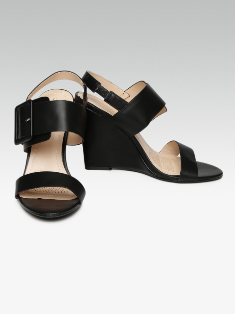 

DressBerry Women Black Wedges