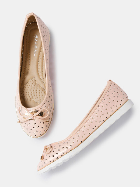 

Mast & Harbour Women Metallic Pink Flat Shoes with Laser-Cuts