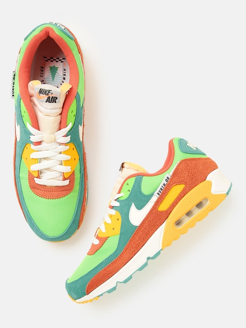 

Nike Men Green & Orange Textured Leather Sneakers