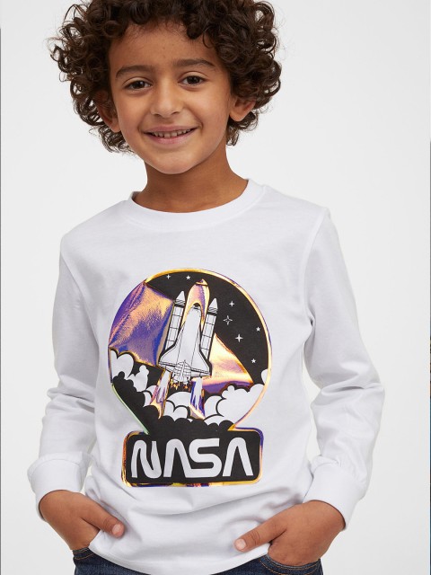 

H&M Boys White NASA Printed Cotton Top