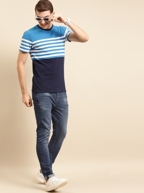 

United Colors of Benetton Men Blue Carrot Fit Light Fade Stretchable Jeans