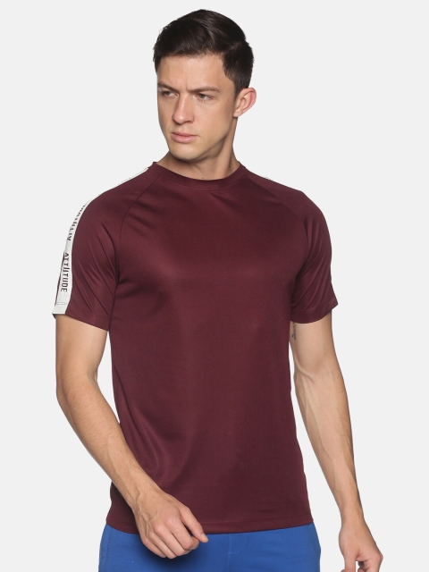 

ATTIITUDE Men Maroon & White Solid Round Neck T-shirt