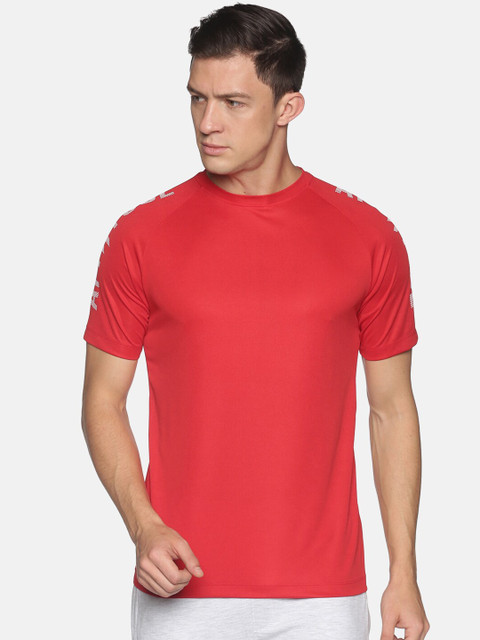 

ATTIITUDE Men Red High Neck Applique T-shirt