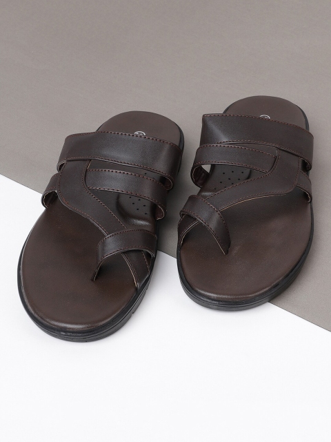 

max Women Brown One Toe Flats