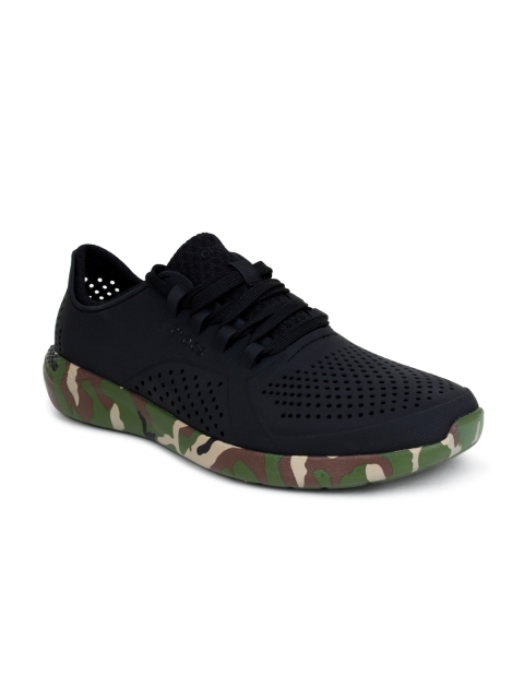 

Crocs Men Black & Green Printed Sneakers