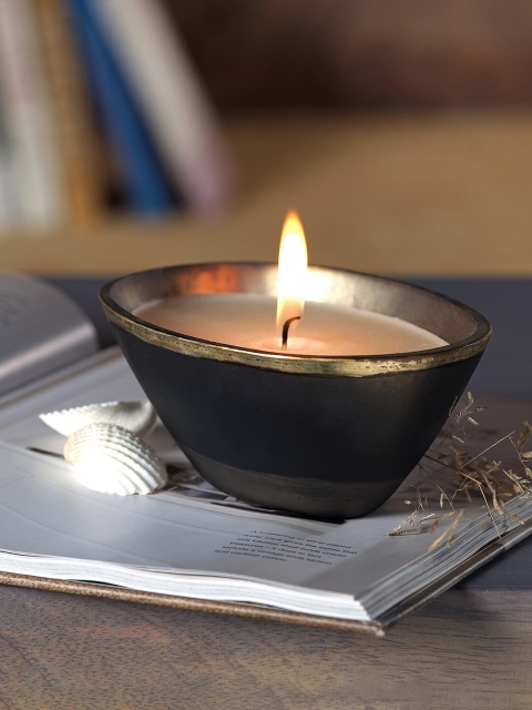 

ellementry Grey Wax Filled Glass Bowl