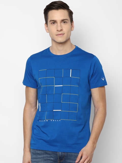 

Allen Solly Men Blue & Yellow Graphic Printed Pure Cotton T-shirt