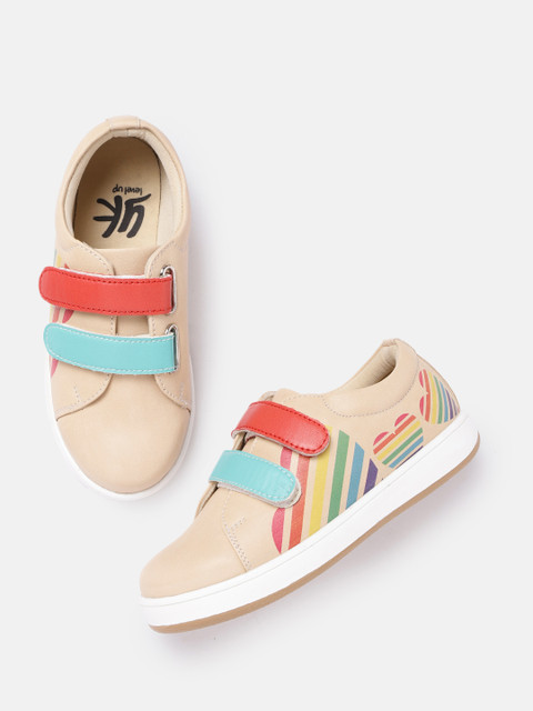 

YK Girls Peach-Coloured & Red Heart Print Sneakers