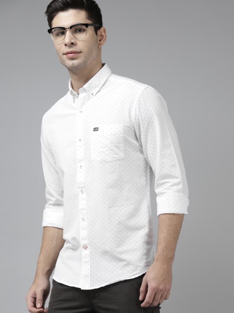 

Arrow Men White Pure Cotton Slim Fit Printed Casual Shirt