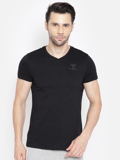 

hummel Men Black V-Neck T-shirt