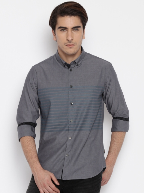 

Flying Machine Men Grey Slim Fit Striped Casual Shirt