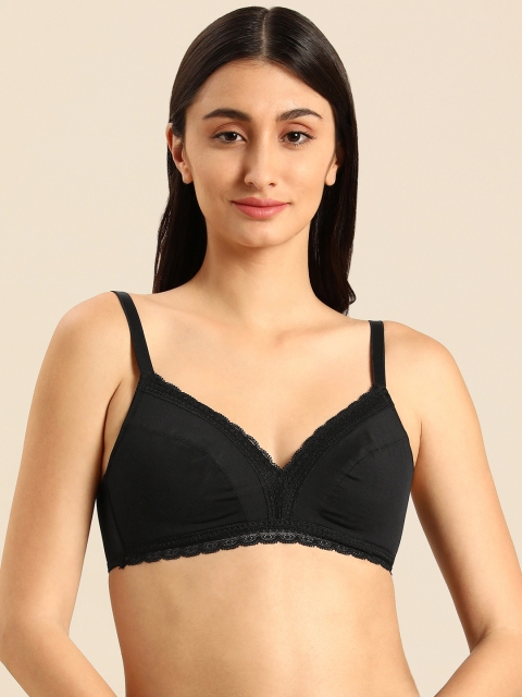

Wacoal Black Endearing Solid Lightly Padded Lace Bra All Day Comfort