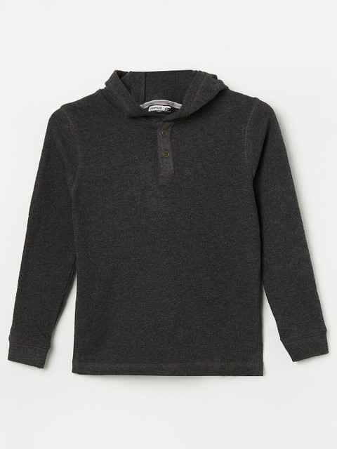 

Fame Forever by Lifestyle Boys Grey Solid T-shirt