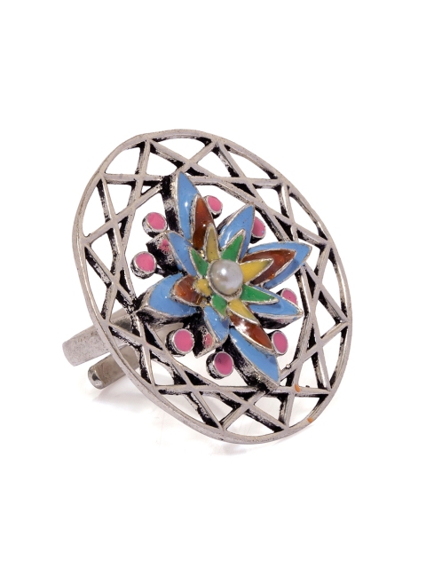 

Studio Voylla Kutch Silver-Toned Statement Ring