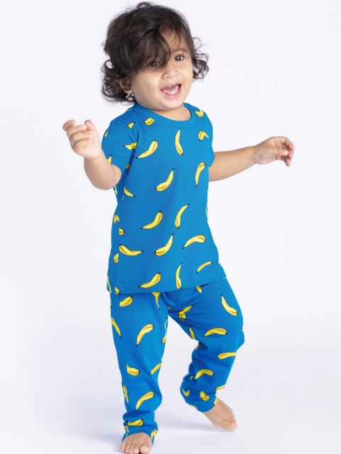 

Cuddles for Cubs Unisex Kids Blue & Yellow Printed Cotton Night suit