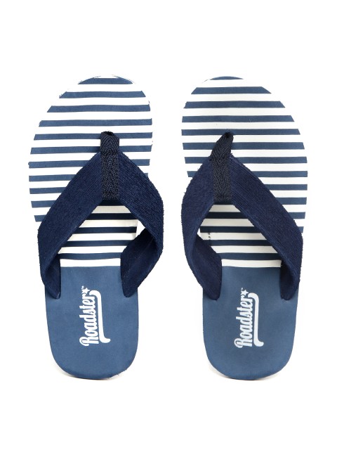 

Roadster Men Navy & Off-White Striped Flip-Flops, Navy blue