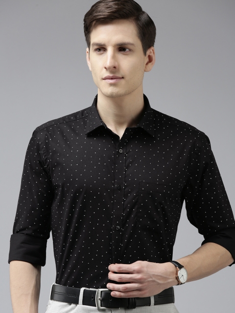 

Park Avenue Men Black & White Slim Fit Printed Pure Cotton Formal Shirt